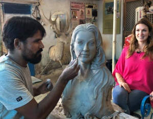 Sculpting, Live Sculpting, Dying Art, Jaipur Art, Jaipur Artist, Live Art Experiences, Rajasthan Studio